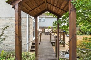 Photo 8- click for photo gallery